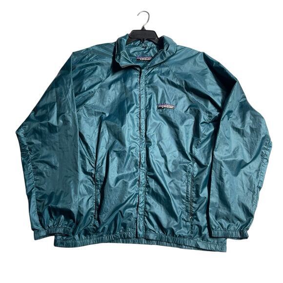 Patagonia Other - patagonia lightweight jacket L